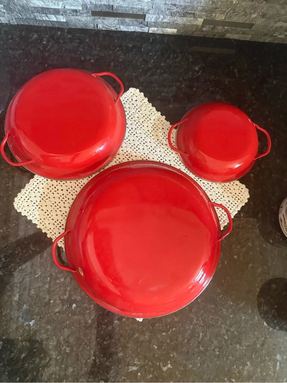 Vintage Granny Core Enamel Red and White 3 Nesting Handled Pans